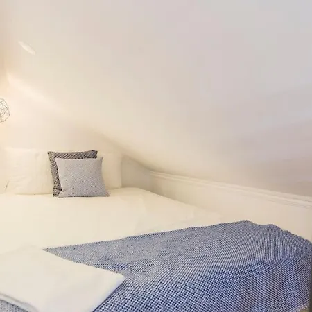 Sunny Studio In Center Appartement Lissabon