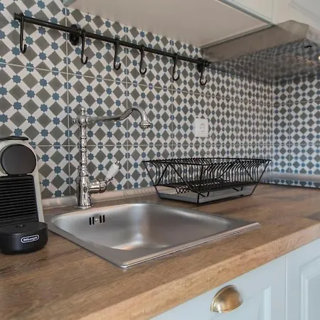 Sunny Studio In Center * Lisbon